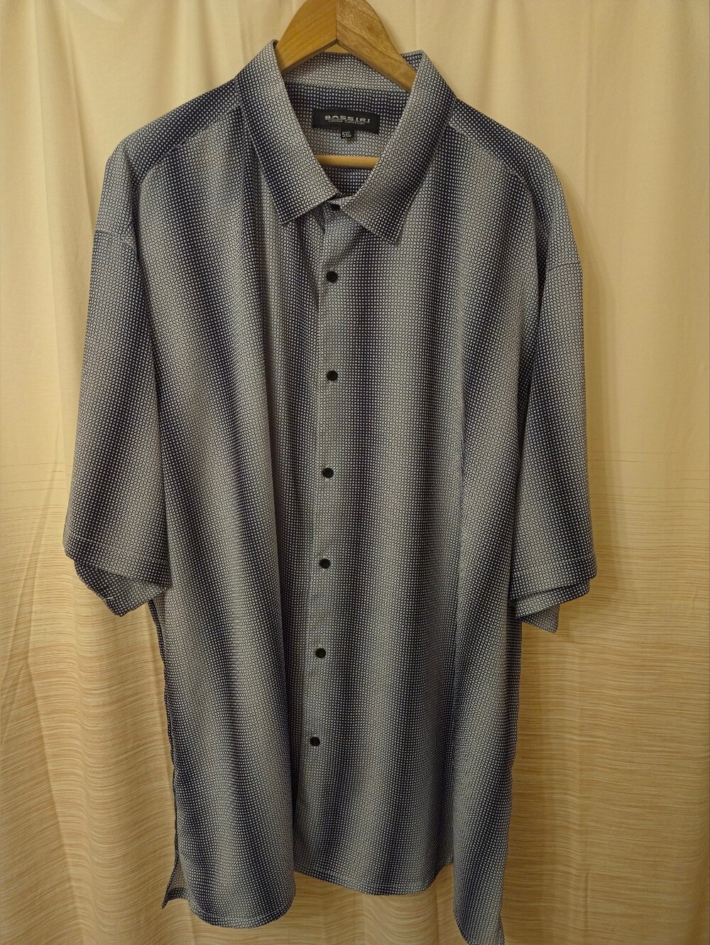 Bassiri Limited Collection Men’s Black On White Wave Microfiber SS Shirt